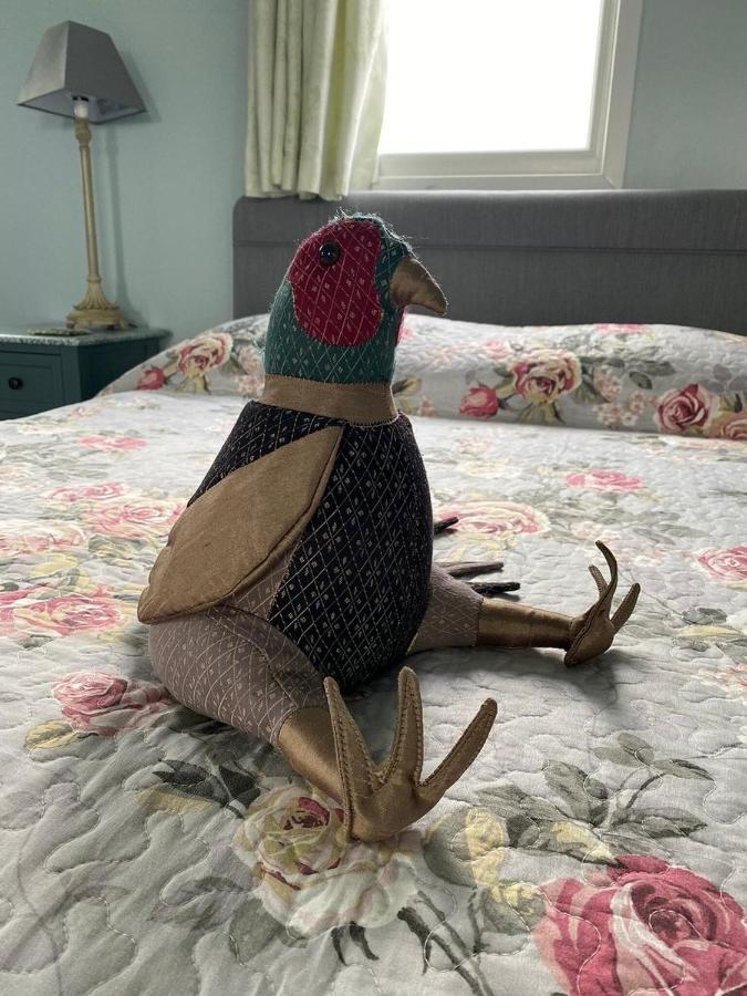 Pheasant Suites Colchester Extérieur photo